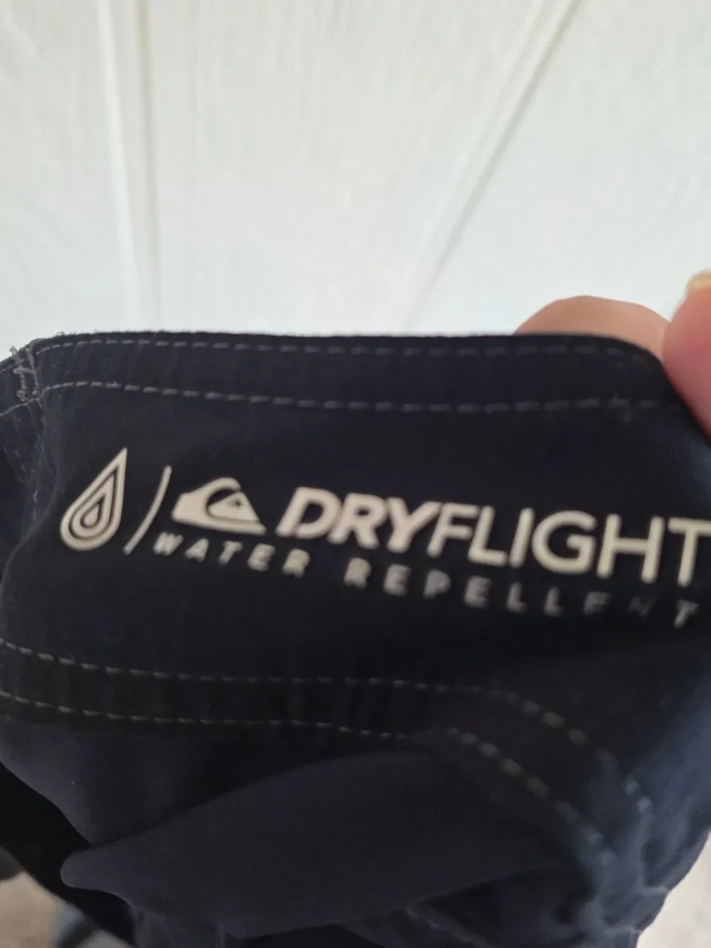 Quiksilver Dryflight Men's Navy & Gray Striped Swim Hybrids, Size 31